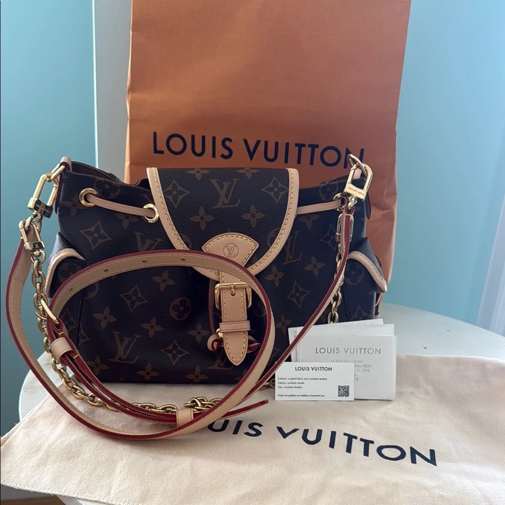 Louis Vuitton Odyssee Monogram Canvas Shoulder/Cossbody Bag in Brown w/dust bag